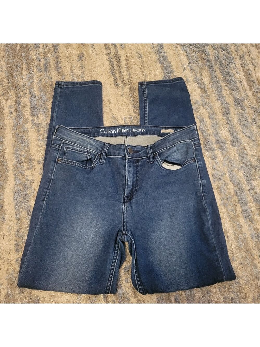 Calvin Klein Women's Dark Blue Legging Jeans Size 30